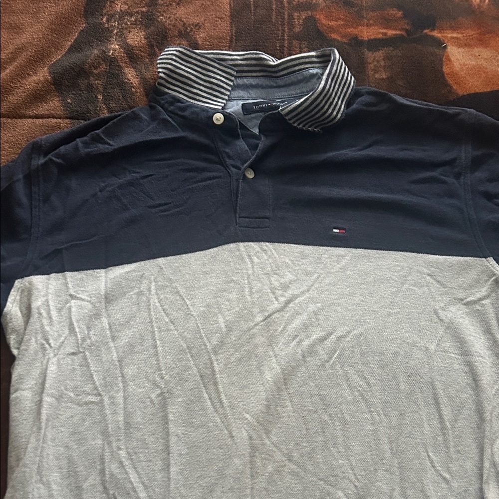 Tommy Hilfiger Men's Polo in Navy and Gray